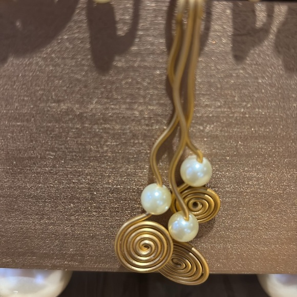 Jillery by Jill Fagin Wooden Gold Painted Trinket Pearls Decorated Jewelry Box ! - Picture 2 of 12